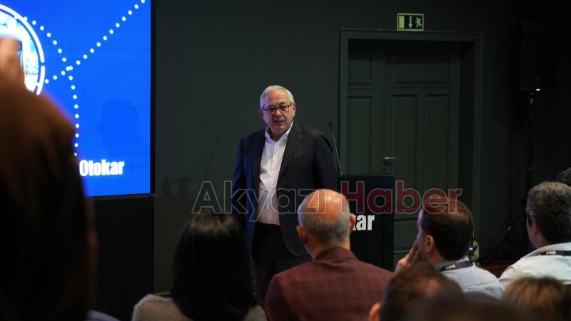 Sakarya’da üretilen ilk otonom minibüs görücüye çıktı