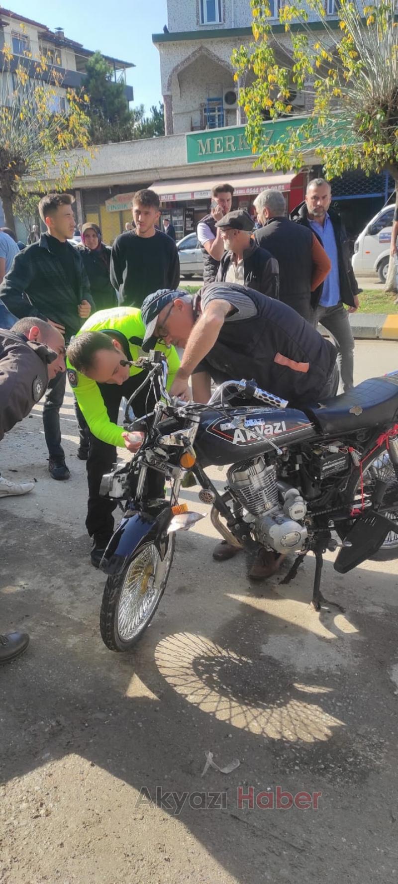 Otomobile çarpan motosikletli yaralandı