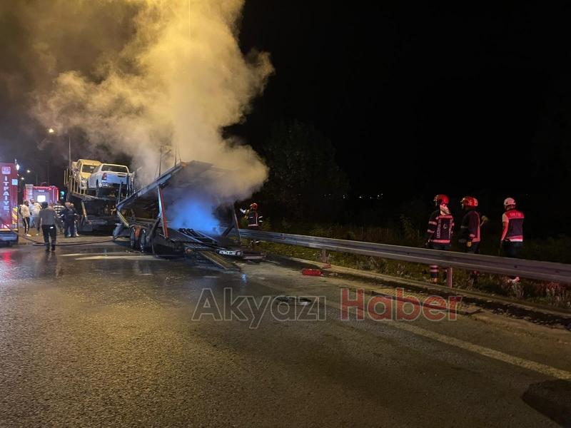 Seyir halindeki araç taşıyan tırda çıkan yangın söndürüldü