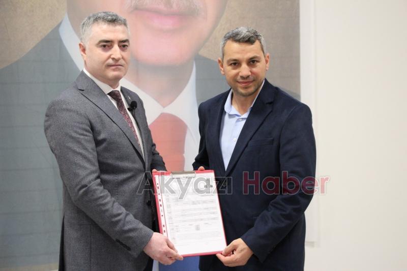 Karapürçek'te Ümit Bodur aday adaylığı başvurusunu yaptı