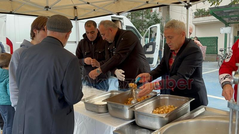 Yaşar Yazıcı için lokma dağıtıldı