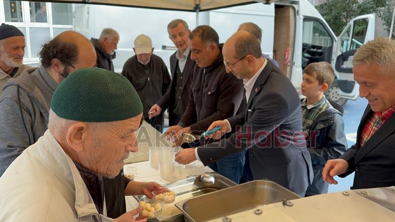 Yaşar Yazıcı için lokma dağıtıldı