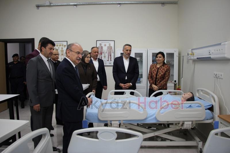 Sağlık Bilimleri Fakültesi ve Akyazı Sağlık Hizmetleri MYO binası açıldı