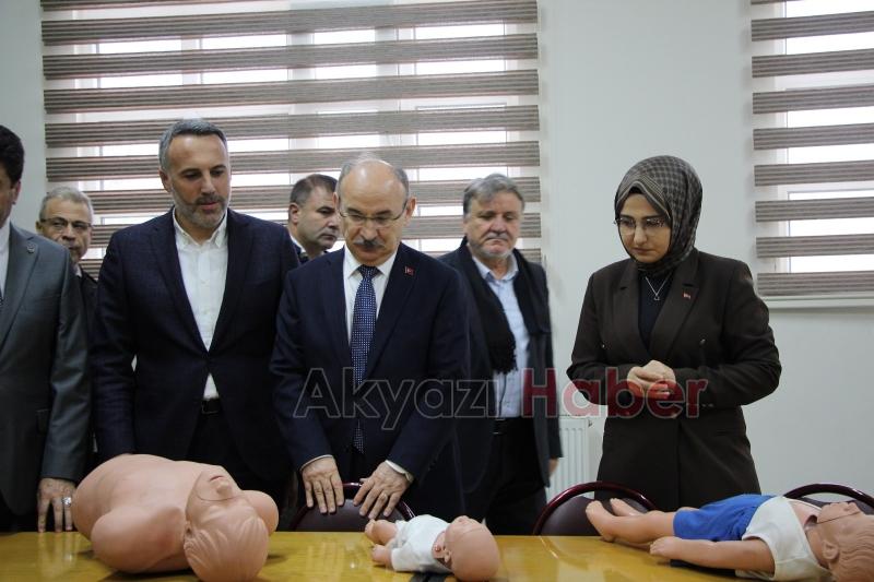 Sağlık Bilimleri Fakültesi ve Akyazı Sağlık Hizmetleri MYO binası açıldı