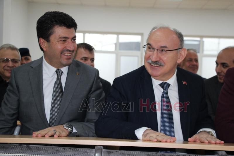 Sağlık Bilimleri Fakültesi ve Akyazı Sağlık Hizmetleri MYO binası açıldı