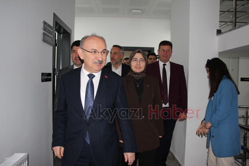Sağlık Bilimleri Fakültesi ve Akyazı Sağlık Hizmetleri MYO binası açıldı