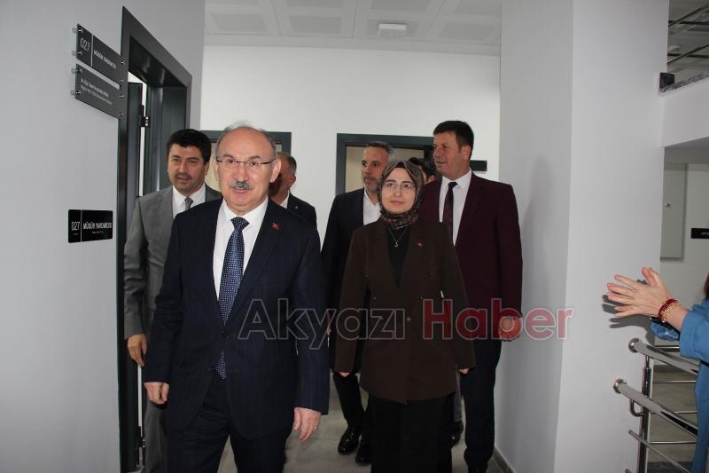 Sağlık Bilimleri Fakültesi ve Akyazı Sağlık Hizmetleri MYO binası açıldı