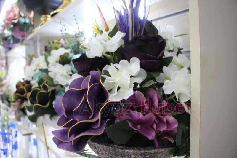 Miray Çiçekçilik'ten öğretmenler günü kampanyası