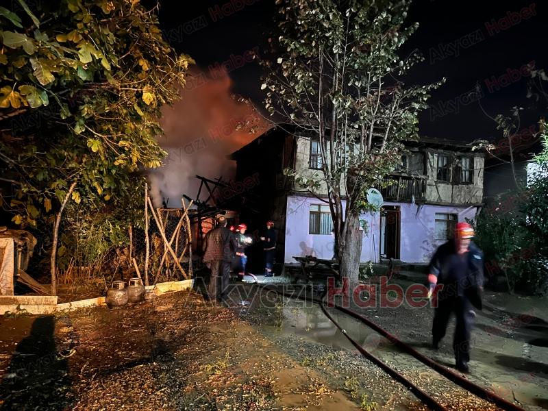 Karapürçekte yangın