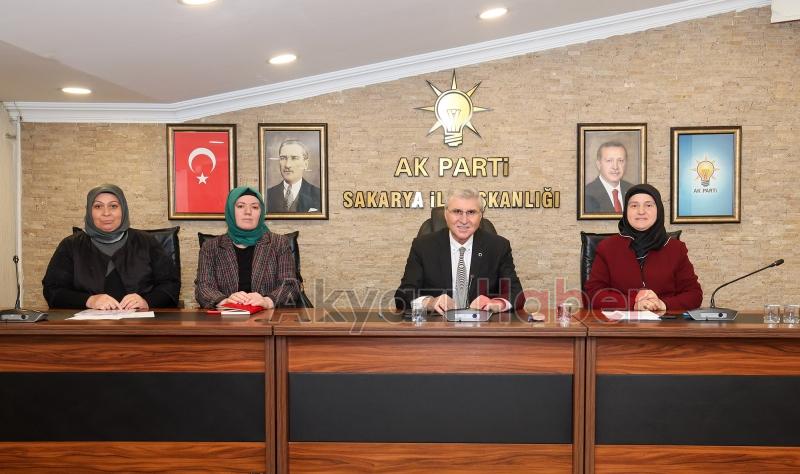 Başkan Yüce Kadın Kolları yönetim kurulu toplantısına katıldı