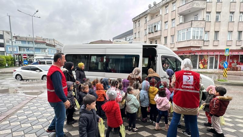 Akşemseddin Kur’an kursu öğrencilerinden Kızılay'a ziyaret