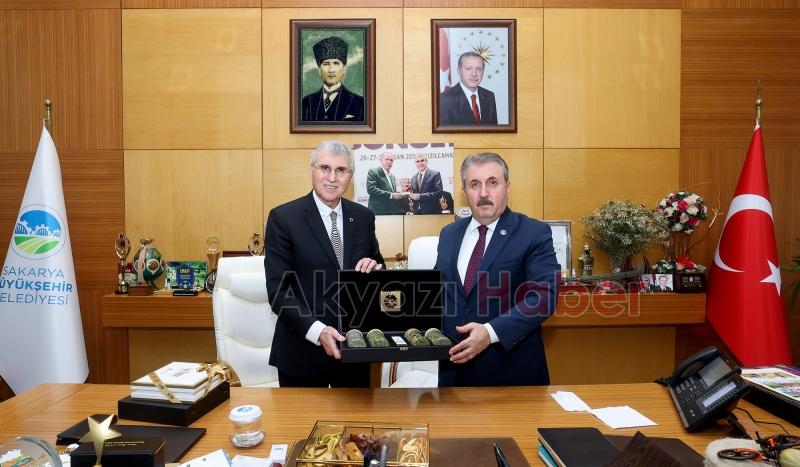 Destici'den Başkan Yüce'ye ziyaret