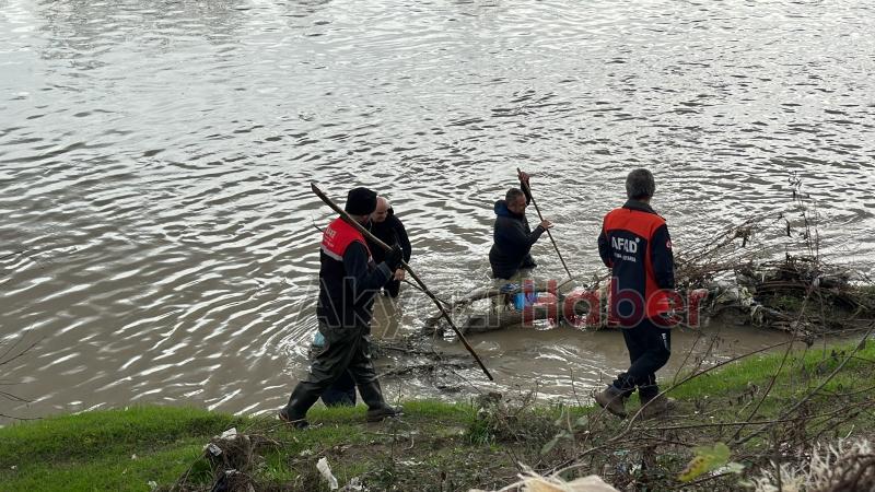 Kayıp şahıs Melen Çayı'nda aranıyor