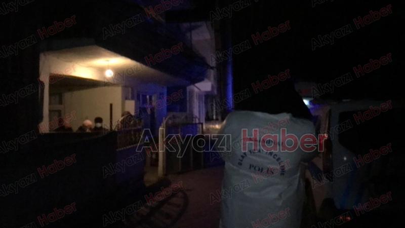 Evinin salonunda ölü bulundu