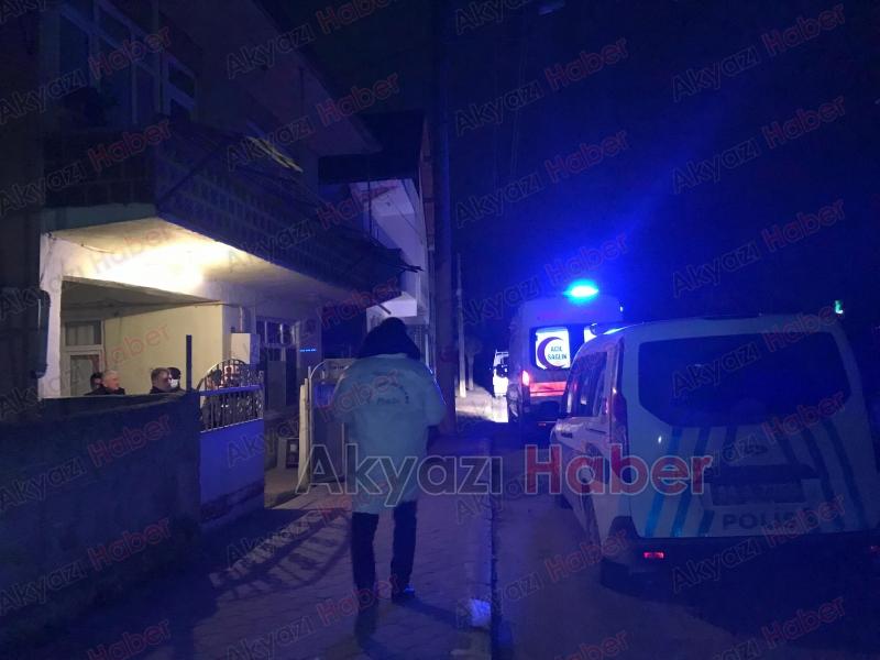 Evinin salonunda ölü bulundu