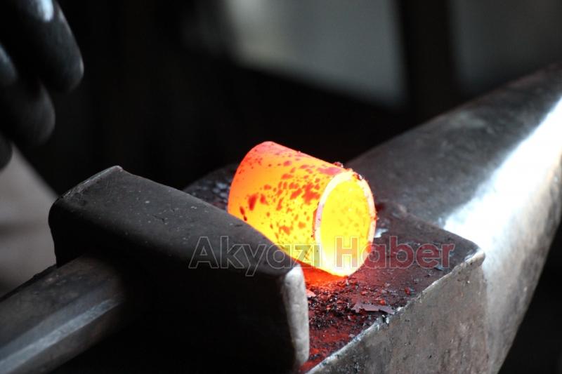 Demirciliğin son temsilcileri mesleği yaşatmaya çalışıyor