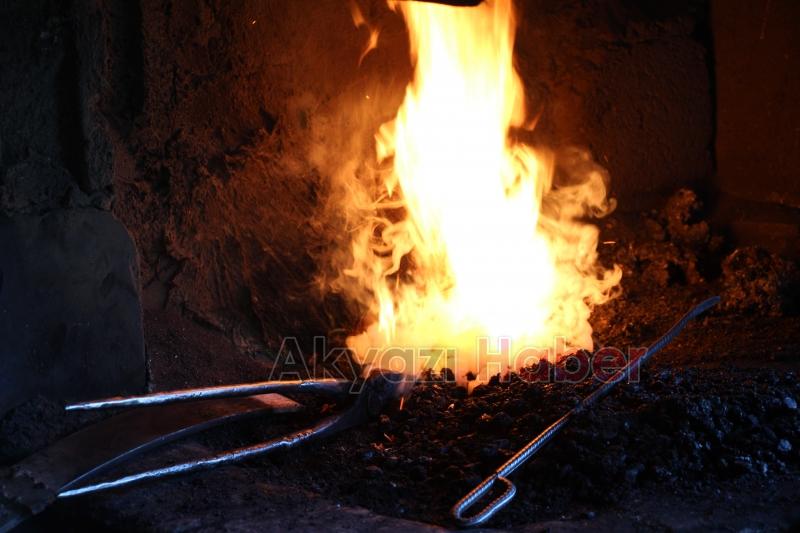 Demirciliğin son temsilcileri mesleği yaşatmaya çalışıyor