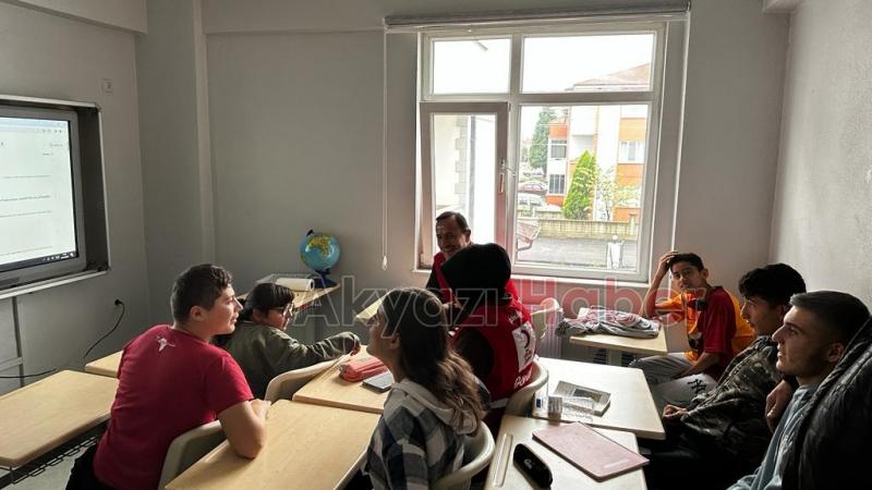 Akyazı Özel Eğitim Meslek Okulunda Kızılay etkinliği