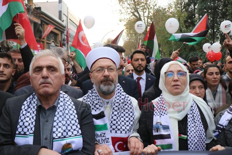 Sakarya'da binlerce kişi Filistin için yürüdü