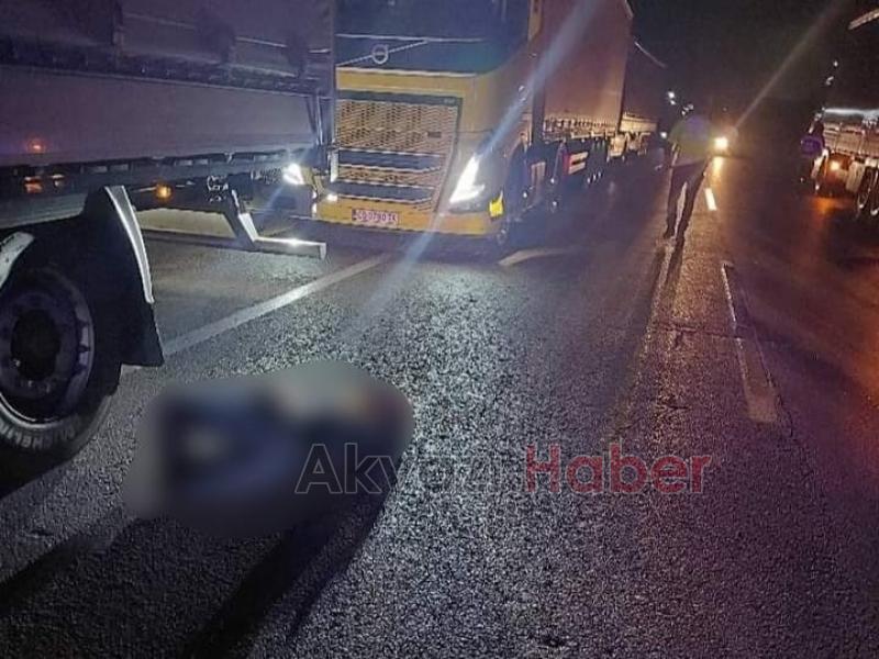 Akyazılı tır şoförü kazada hayatını kaybetti