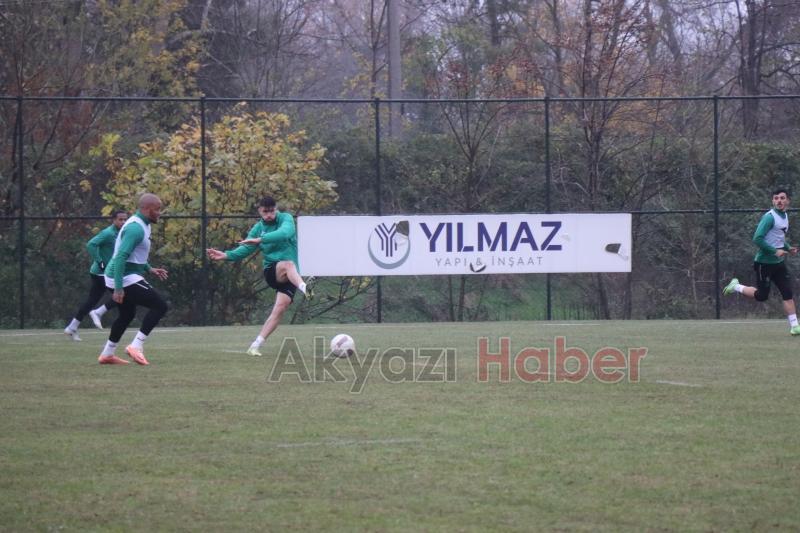 Sakaryaspor da Ankaraspor mesaisi sürüyor