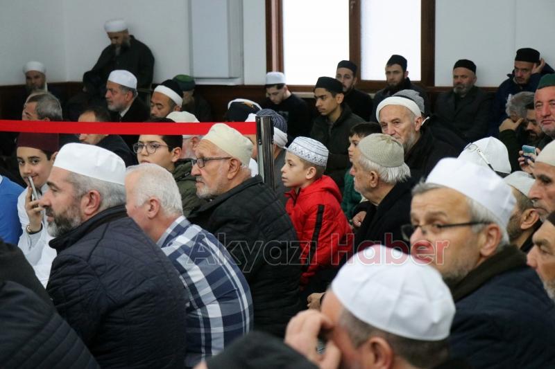 Akyazı'da 24 öğrenci için icazet programı düzenlendi