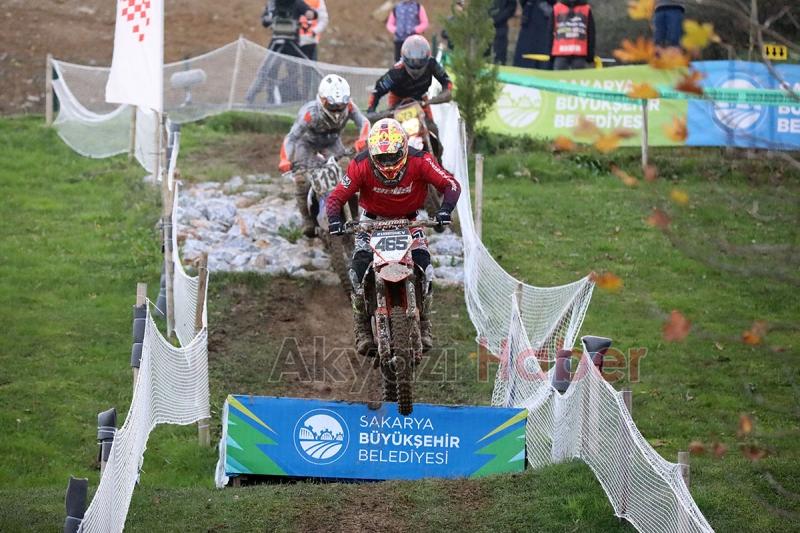 Sakarya dağ motosikleti yarışlarına ev sahipliği yaptı