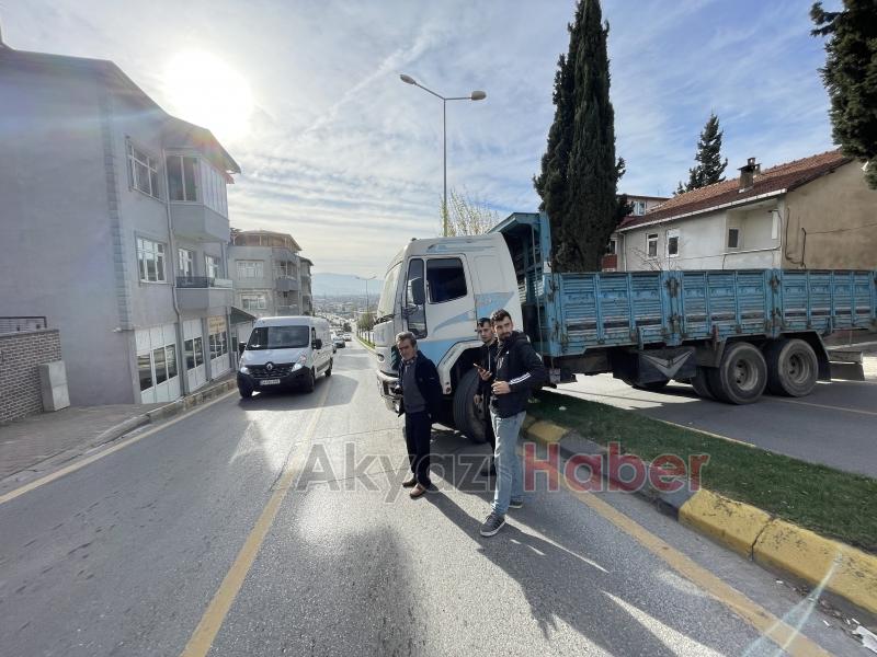 Kamyon şoförü olası faciayı önledi