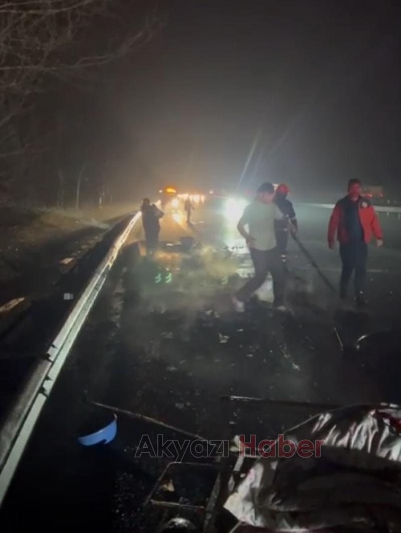 Anadolu Otoyolu'nda kamyonet yandı