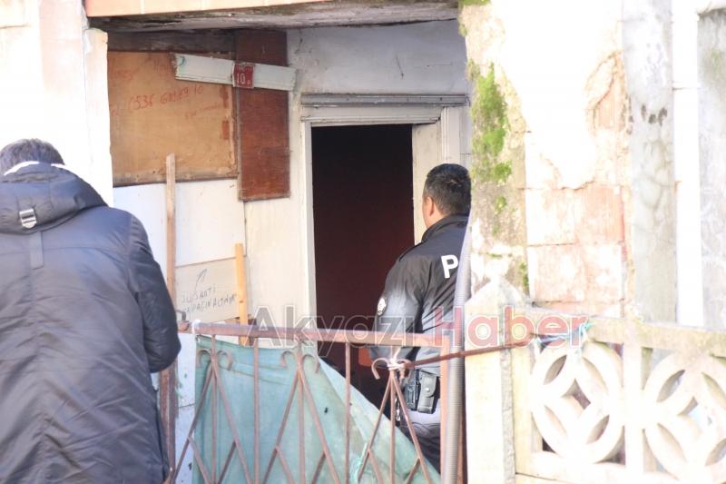 Kapıyı açmayınca eve girdiler, cesetle karşılaştılar