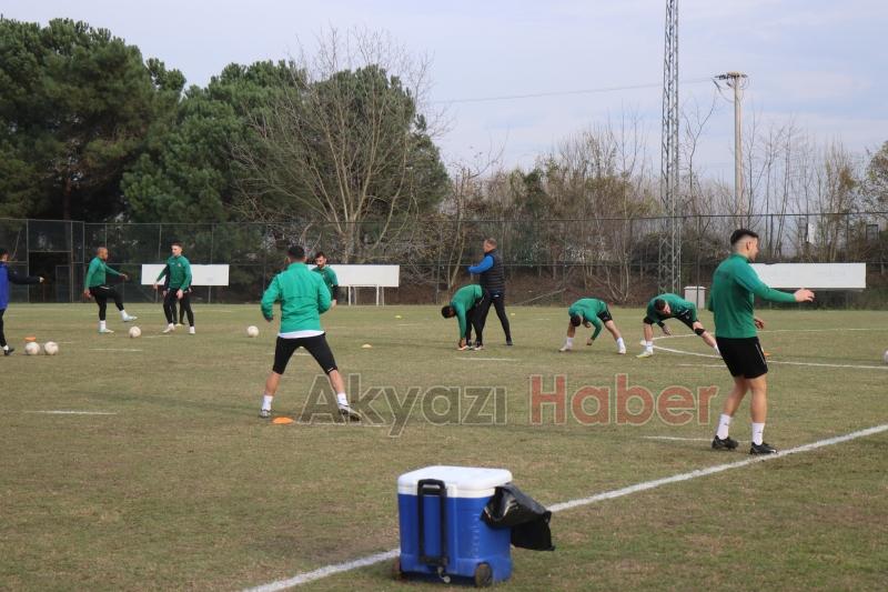 Sakaryaspor Kocaelispor maçı hazırlıklarını sürdürüyor