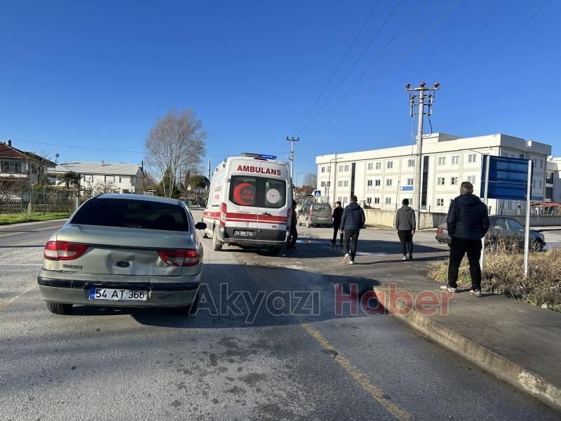 İki aracın karıştığı kazada biri bebek 2 kişi yaralandı