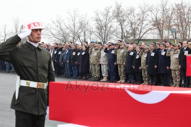 Pençe Kilit şehitlerine veda