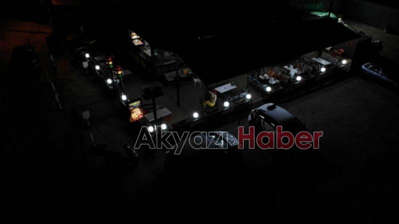 Akyazı da satılık cafeterya ve otopark