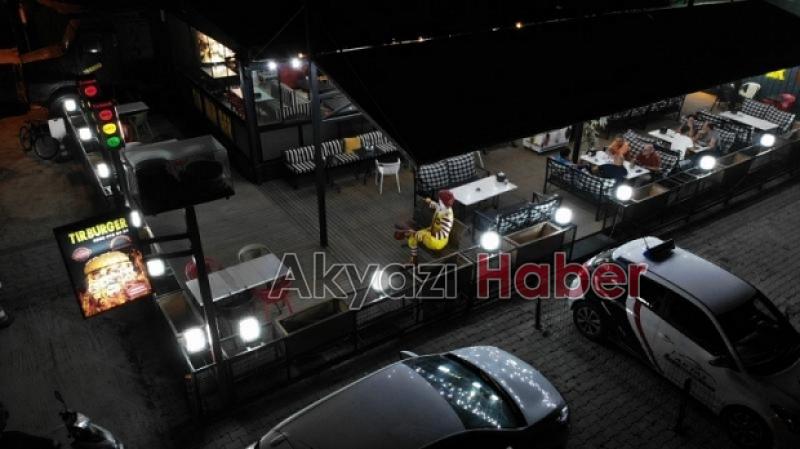 Akyazı da satılık cafeterya ve otopark