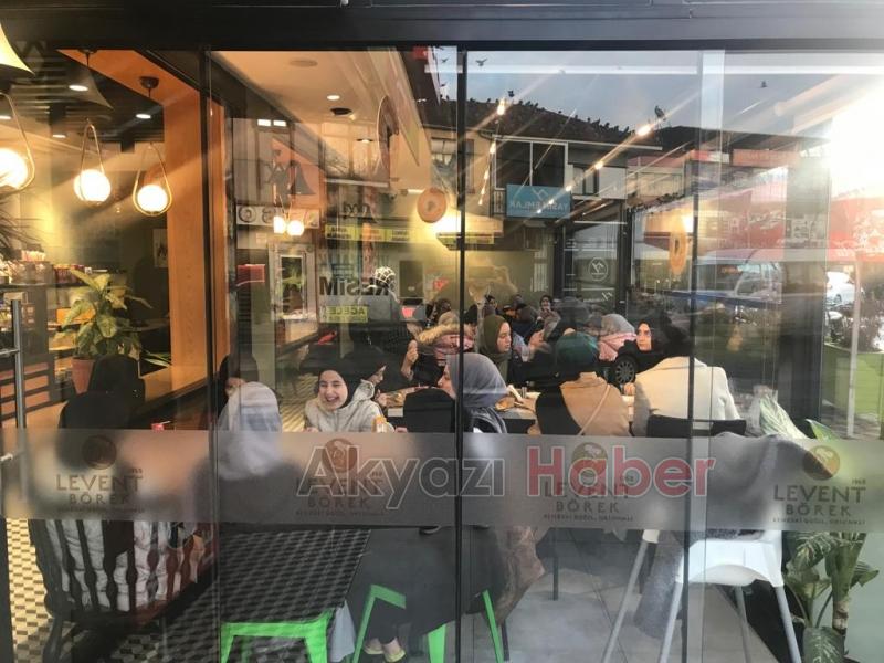 Sabah namazında Dünya Şehit Çocuklar Günü etkinliği