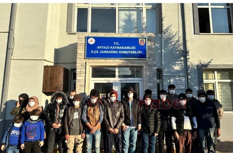 Akyazı ve Hendekte kaçak göçmenler yakalandı