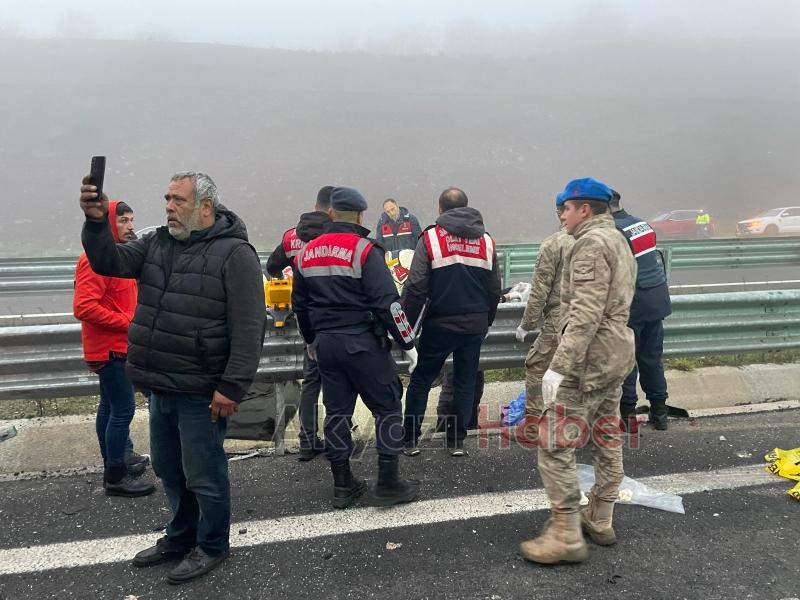 Sakarya'da katliam gibi kaza 10 ölü, 59 yaralı