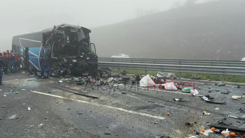 10 kişinin öldüğü kazada 45 kişi taburcu oldu