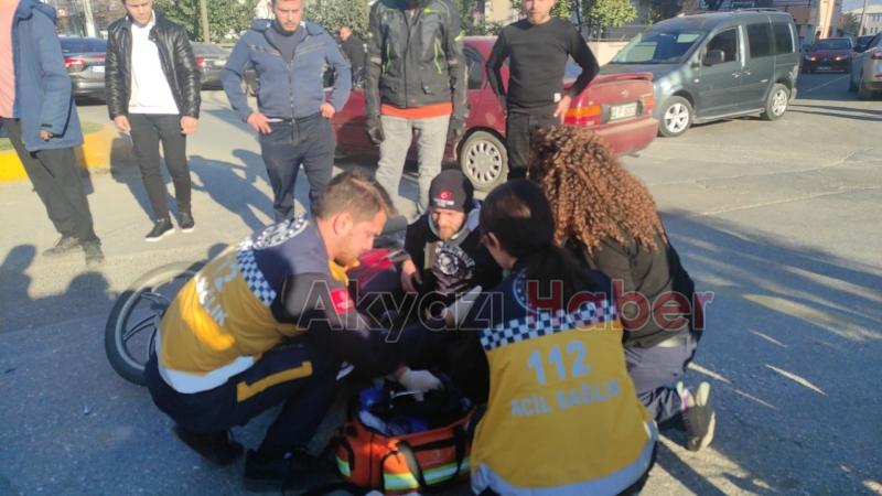 Araçla çarpışan motosikletli yaralandı