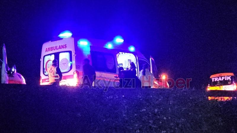 Tıra ve bariyerlere çarptı 5 yaralı