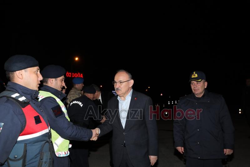 Validen ekiplere ziyaret