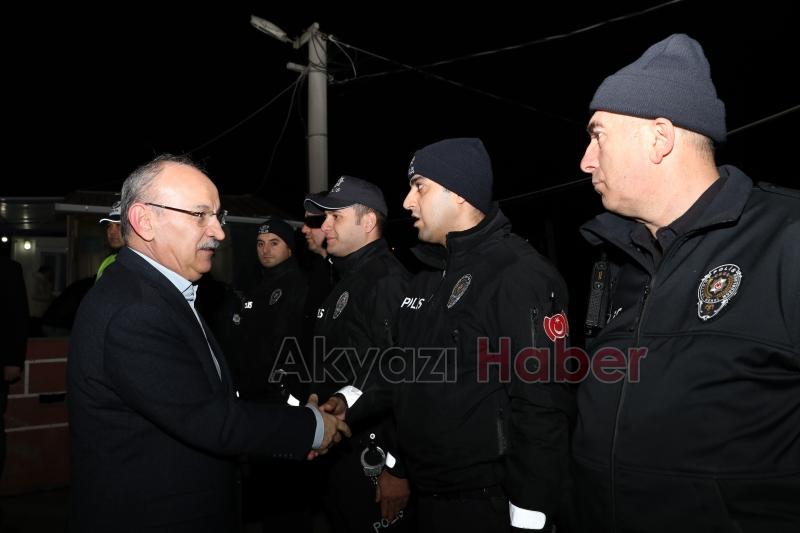 Validen ekiplere ziyaret