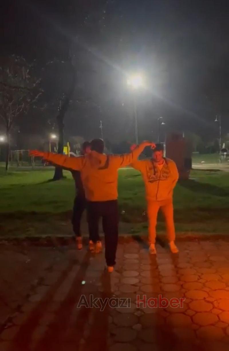 Yeni yılı silah sıkarak karşıladılar