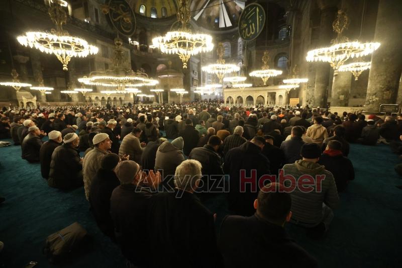 Ekrem Yüce büyük yürüyüşe katıldı