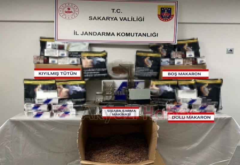 Jandarma zehir tacirleri ve kaçakçılara göz açtırmadı