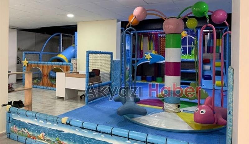 Akyazı Rengarenk Oyun Alanı oyun gruplarıyla hizmet vermeye devam ediyor