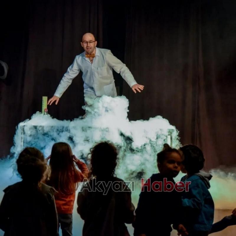 Akyazı Rengarenk Oyun Alanı oyun gruplarıyla hizmet vermeye devam ediyor