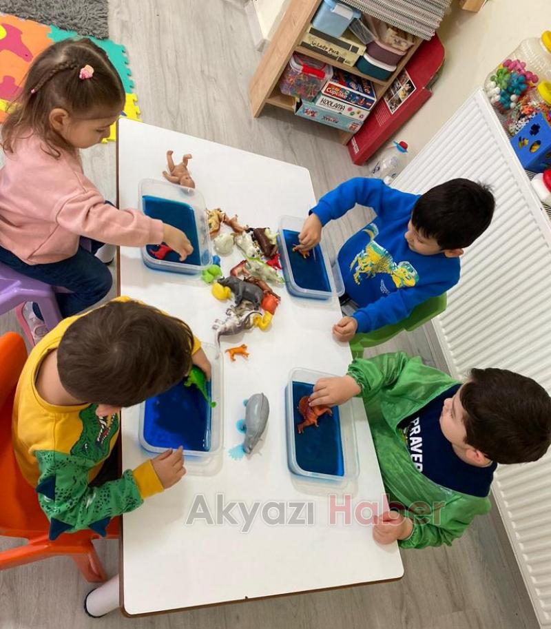 Akyazı Rengarenk Oyun Alanı oyun gruplarıyla hizmet vermeye devam ediyor