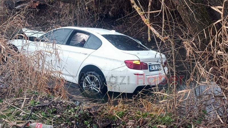 Otomobil sulama kanalına uçtu